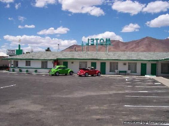 Town House Motel Winnemucca Exteriör bild